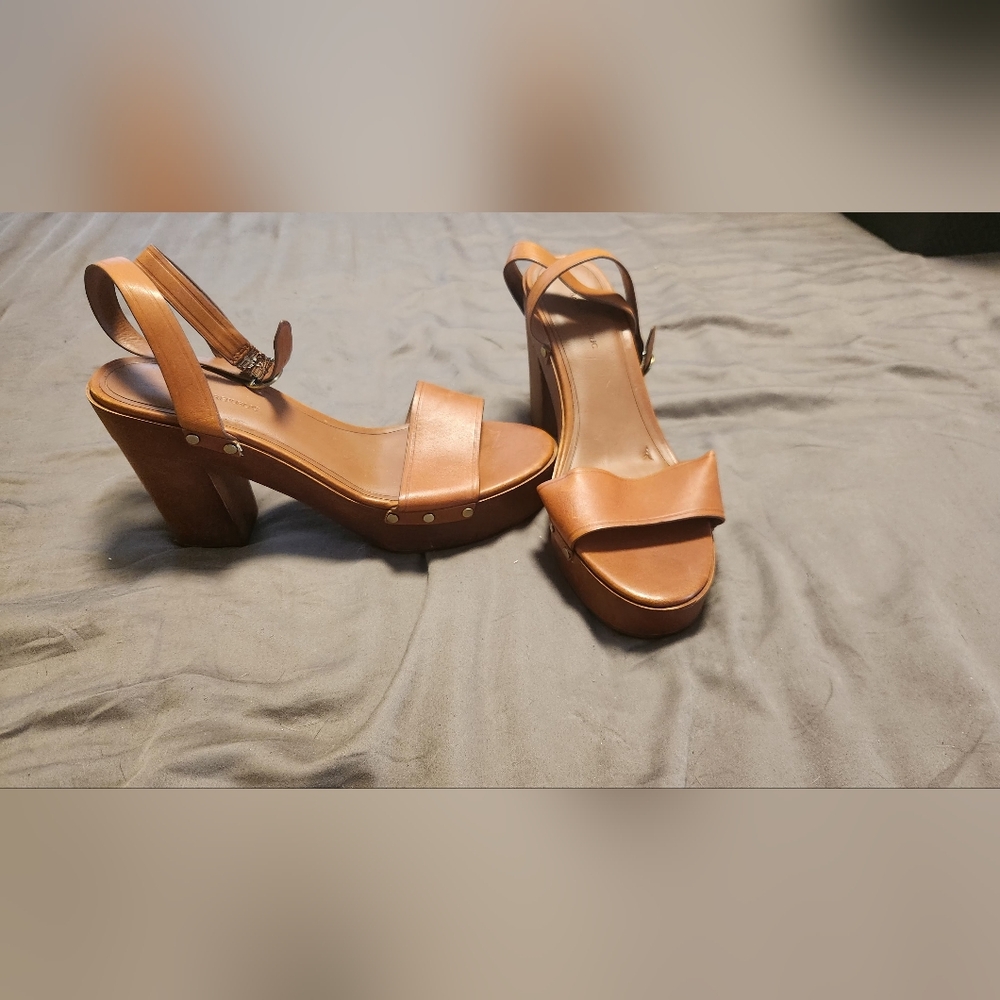 Banana Republic Brown Strappy Heels Size 9